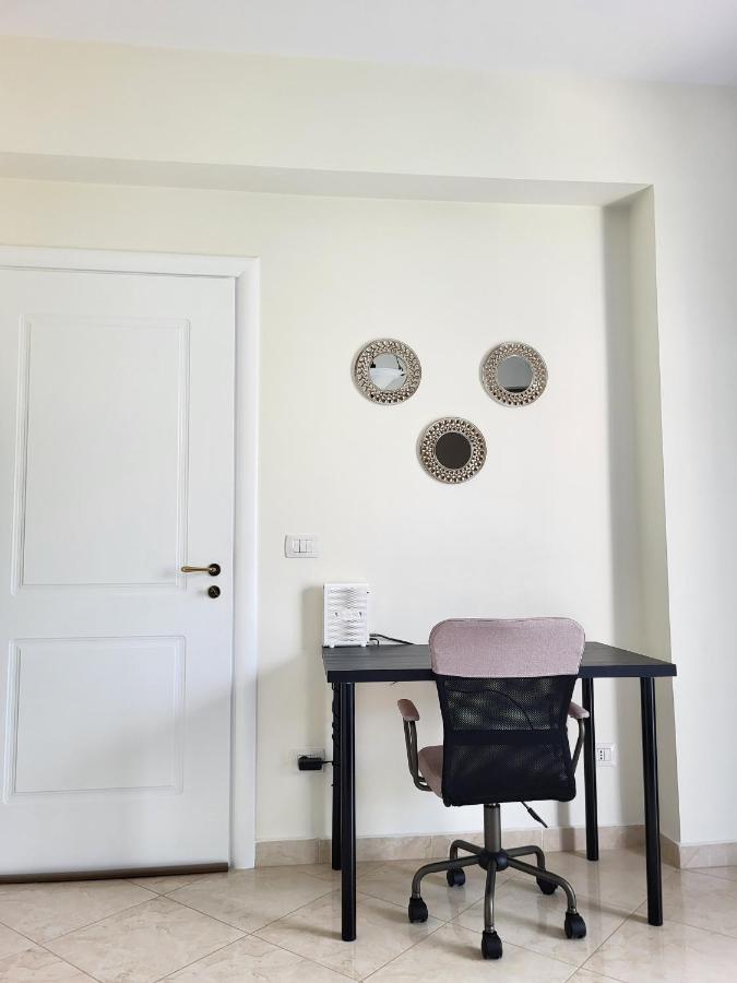 Sealavita, Modern 2 Bedroom Apartment Sea & Sunset View Vlorë Екстериор снимка